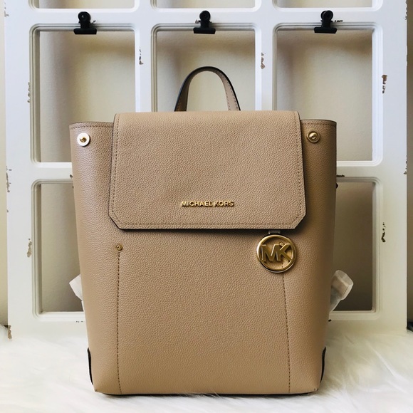 Michael Kors Handbags - MK Hayes Medium Backpack